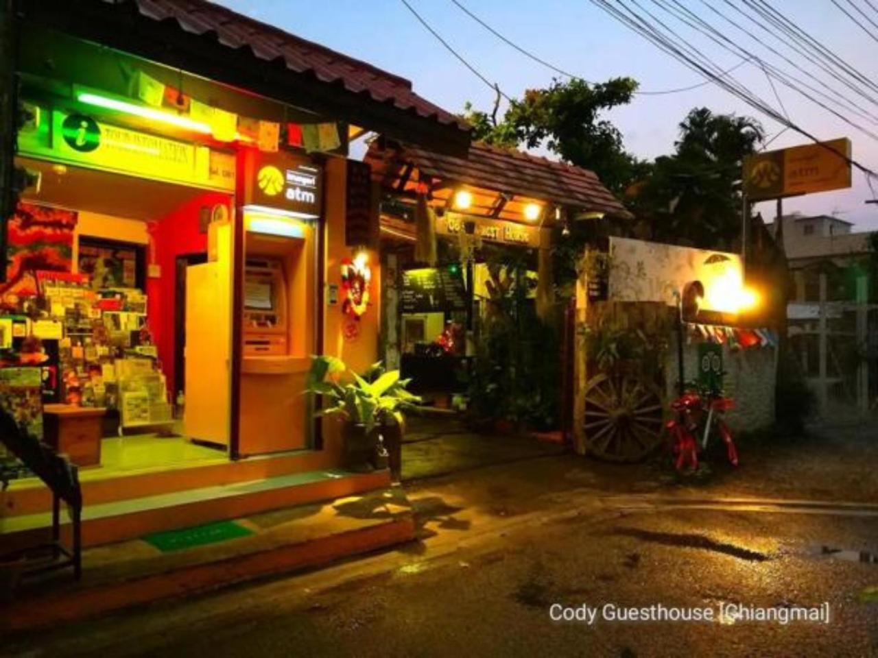 Cody GuestHouse Chiang Mai Eksteriør billede