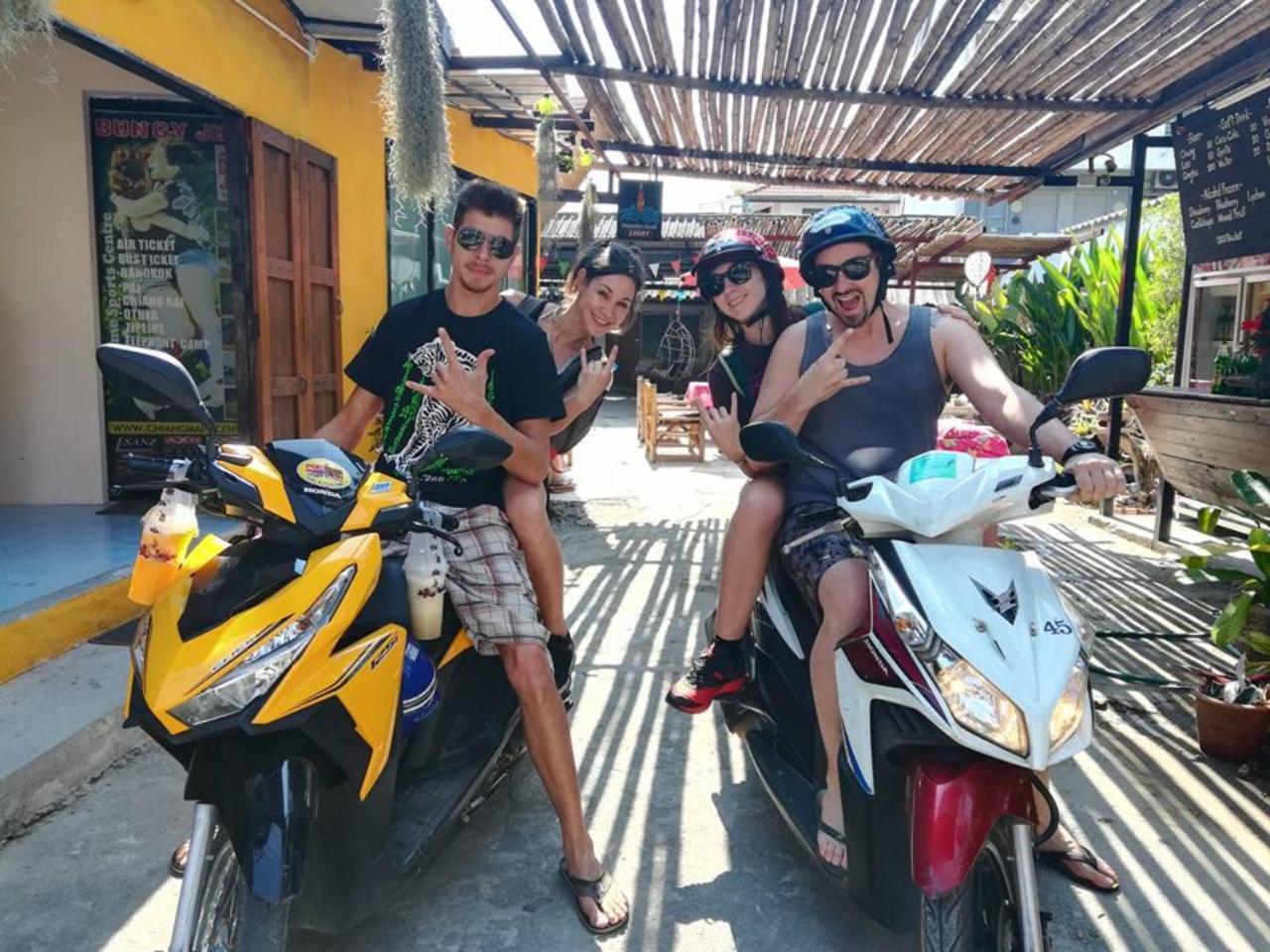 Cody GuestHouse Chiang Mai Eksteriør billede